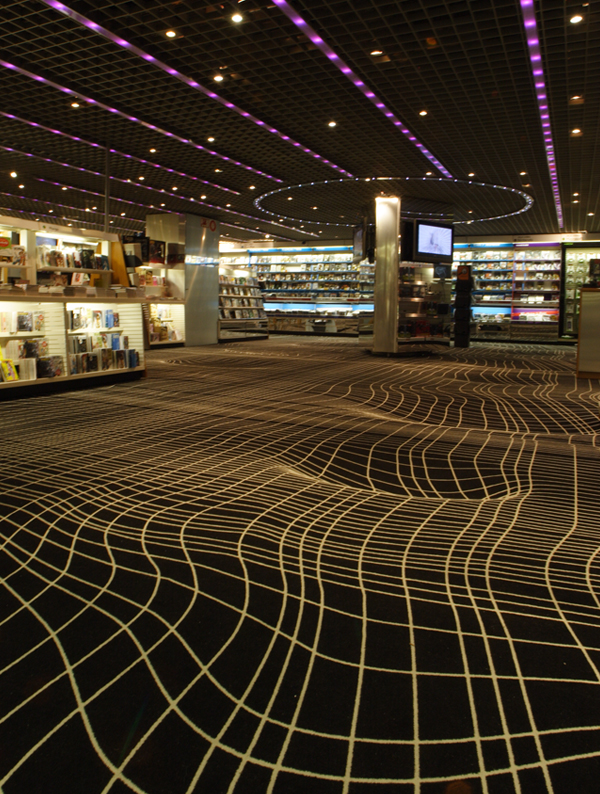 Magasin FNAC, France